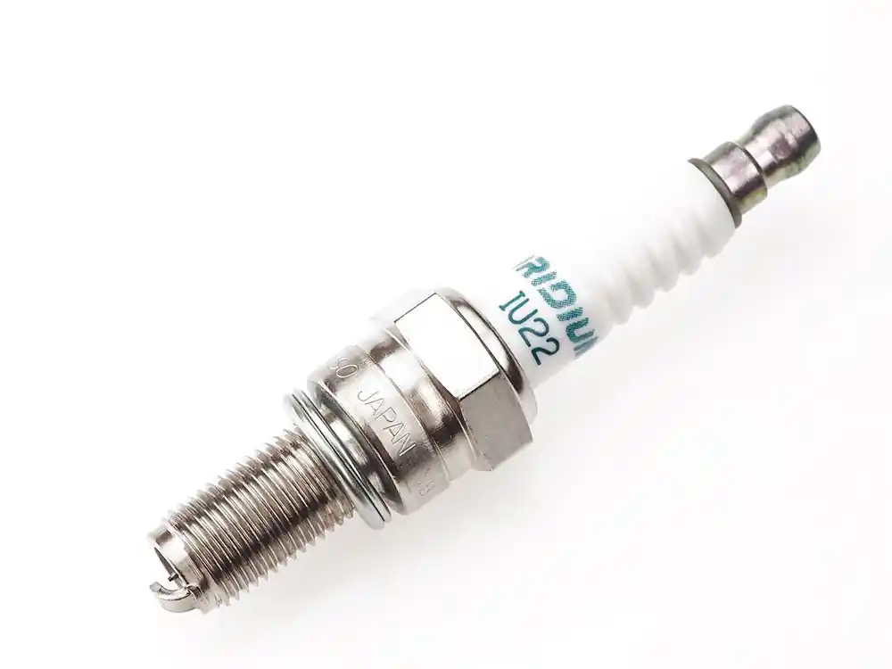 Preis Gesenkt Denso Iridium Power Zündkerze IU22 passend für Kawasaki VN 800 VN800A/B (Bj 95-05)