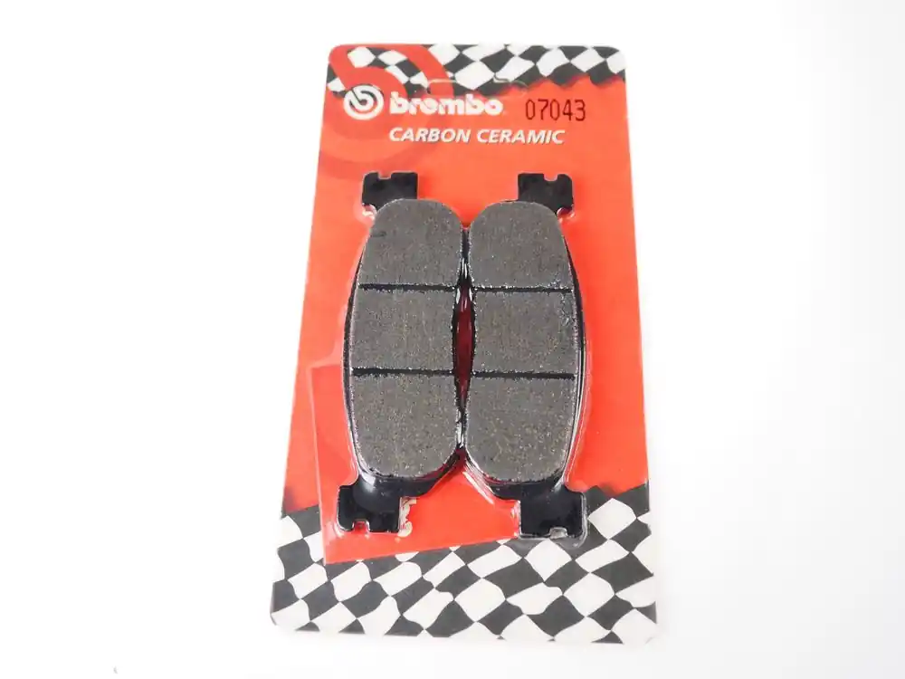 Schnäppchen Brembo Standard Bremsbelag hinten 07043 passend für Yamaha YP 250 Majesty DX ABS SG04 (Bj.98-)