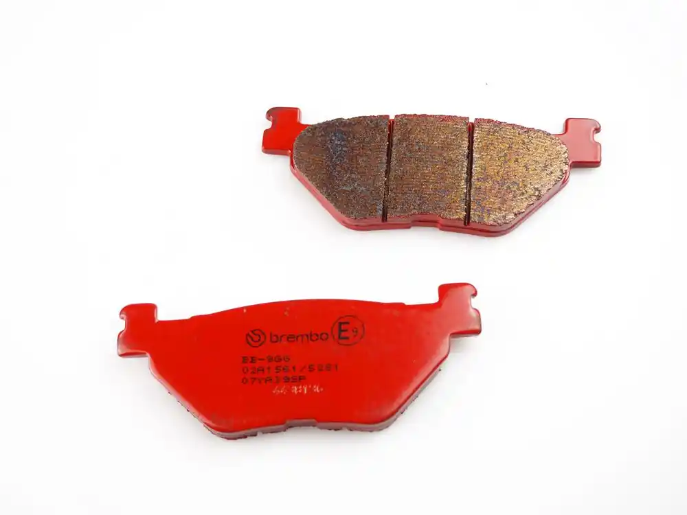 Jetzt Bestellen Brembo Bremsbelag hinten organisch 07YA3908 / Sinter 07YA39SP passend für Yamaha