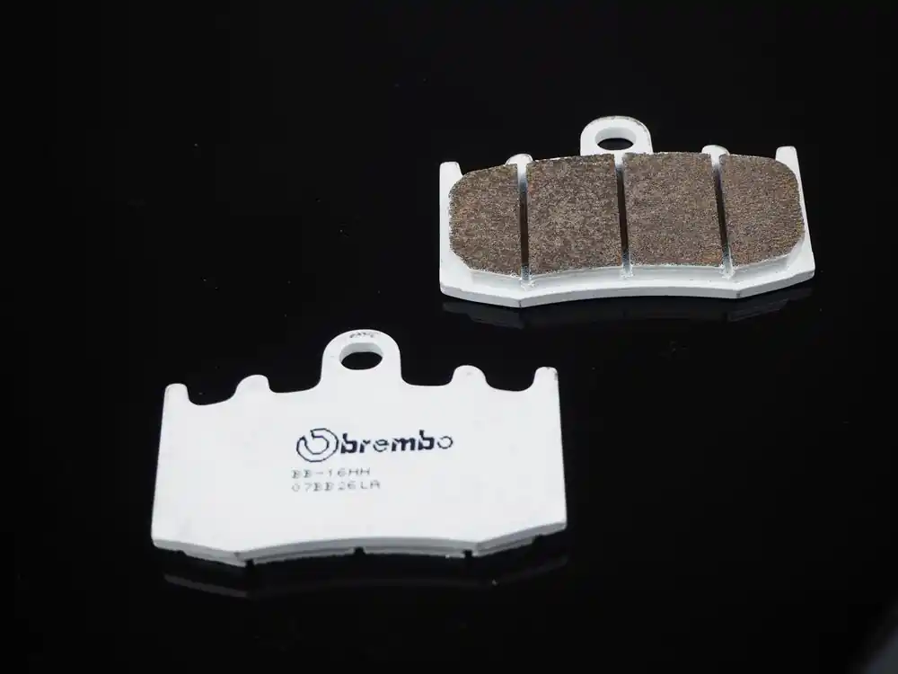 Brembo Bremsbelag vorn Sinter 07BB26LA passend für BMW K 1200 GT Integral ABS K44 / K41 (Bj.01-07) Top-Angebot