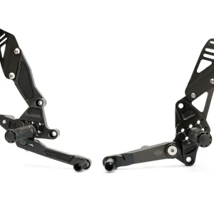 Begrenztes Angebot Gilles Fussrastenanlage FXR-Y03 schwarz passend für Yamaha MT-07 / Tracer 7 / XSR 700 mit Teilegutac