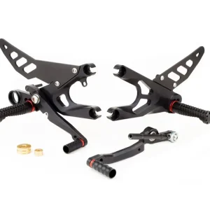 Letzte Chance Gilles Fussrastenanlage FXR-Y07 schwarz passend für Yamaha YZF-R6 RJ27 (Bj.17-20) mit Teilegutachten
