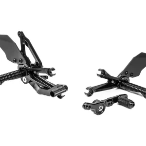 Gilles Fussrastenanlage FXR-Y08 schwarz passend für Yamaha YZF-R7 RM39 (Bj.21-) mit Teilegutachten Jetzt Bestellen