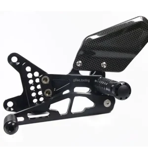 Nur Für Kurze Zeit Gilles Fussrastenanlage AS31-S07 schwarz passend für Suzuki GSX-R 600 / GSX-R 750 (Bj.06-10) mit Tei