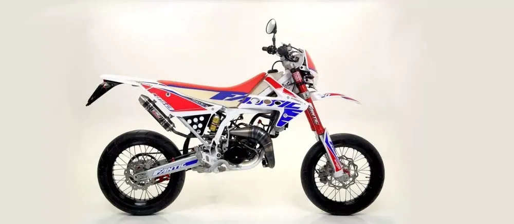 Carbon Endschalldämpfer passend für Fantic Motor 50M-50E CASA 2T Abverkauf