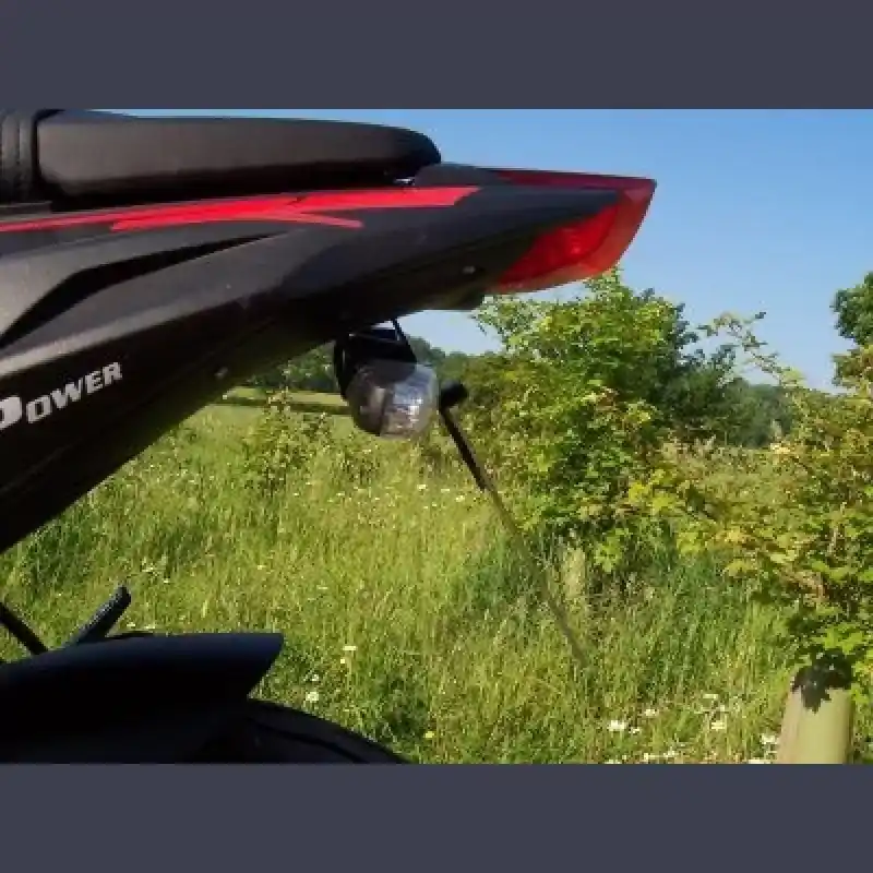 Billig R&G Kennzeichenhalter passend für Aprilia RS 125 2006-2010