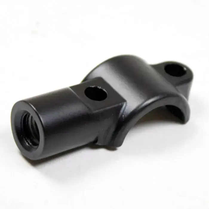 Preiswert Spiegelschelle schwarz 10 mm Gewinde passend für 7/8" Lenker, Brems- / Kupplungszylinder